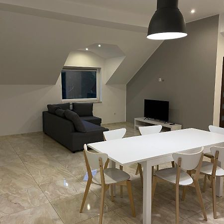 Przestronny Apartament Żagań Esterno foto
