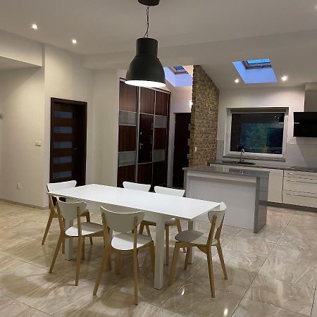 Przestronny Apartament Żagań Esterno foto