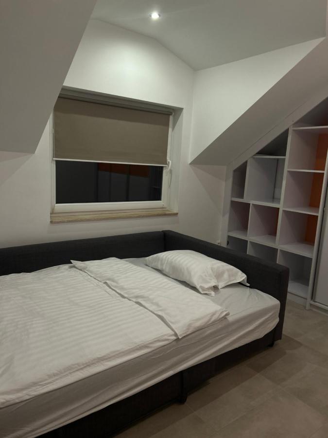Przestronny Apartament Żagań Esterno foto